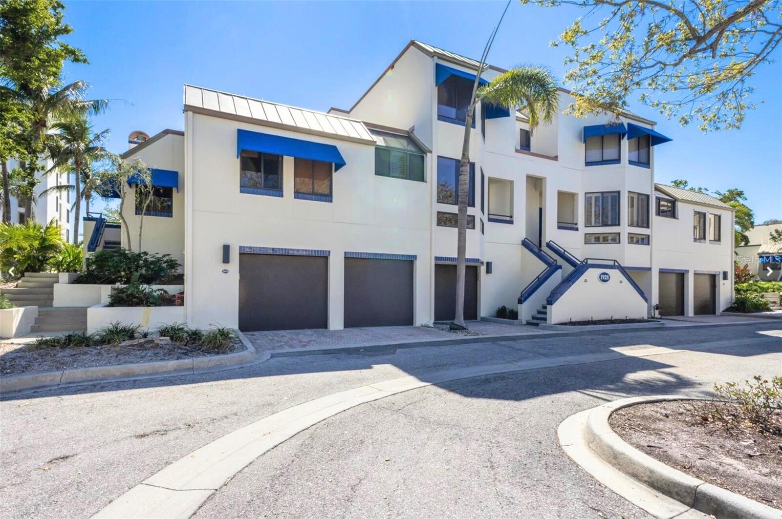 1928 HARBOURSIDE DR #1403, LONGBOAT KEY, FL, 34228
