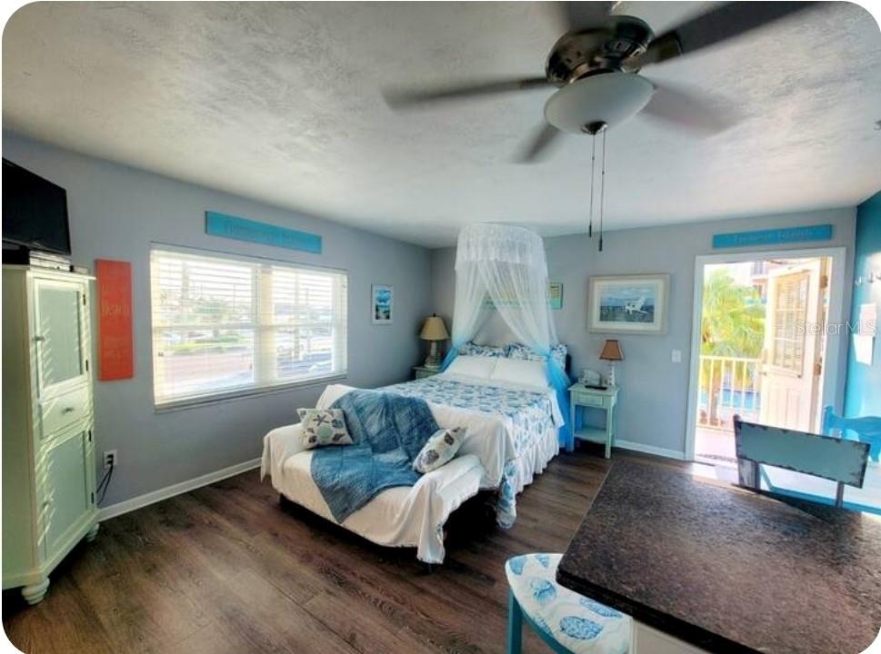 282 TREASURE ISLAND CSWY #19, ST PETERSBURG, FL, 33706