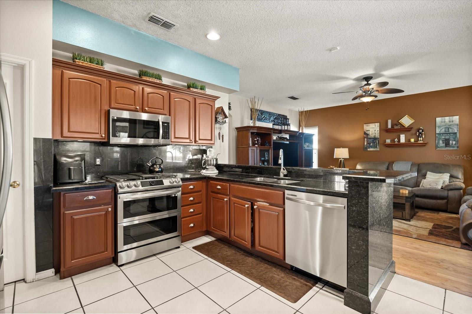 6743 CHERRY GROVE CIR, ORLANDO, FL, 32809