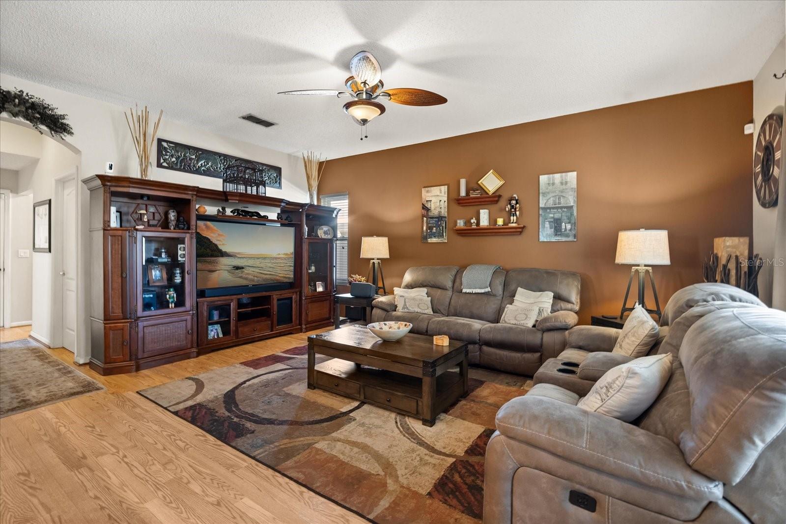 6743 CHERRY GROVE CIR, ORLANDO, FL, 32809