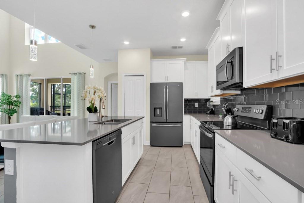 2775 BOOKMARK DR, KISSIMMEE, FL, 34746