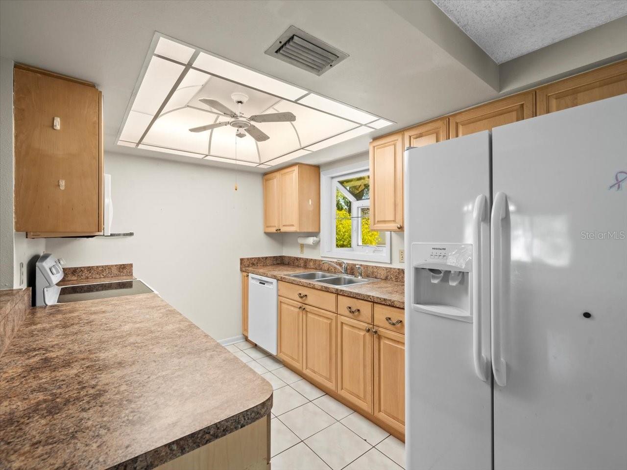 16709 NORWOOD DR, TAMPA, FL, 33624