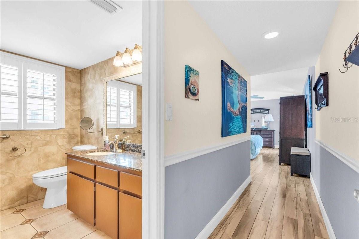 10301 GULF BLVD #302, TREASURE ISLAND, FL, 33706
