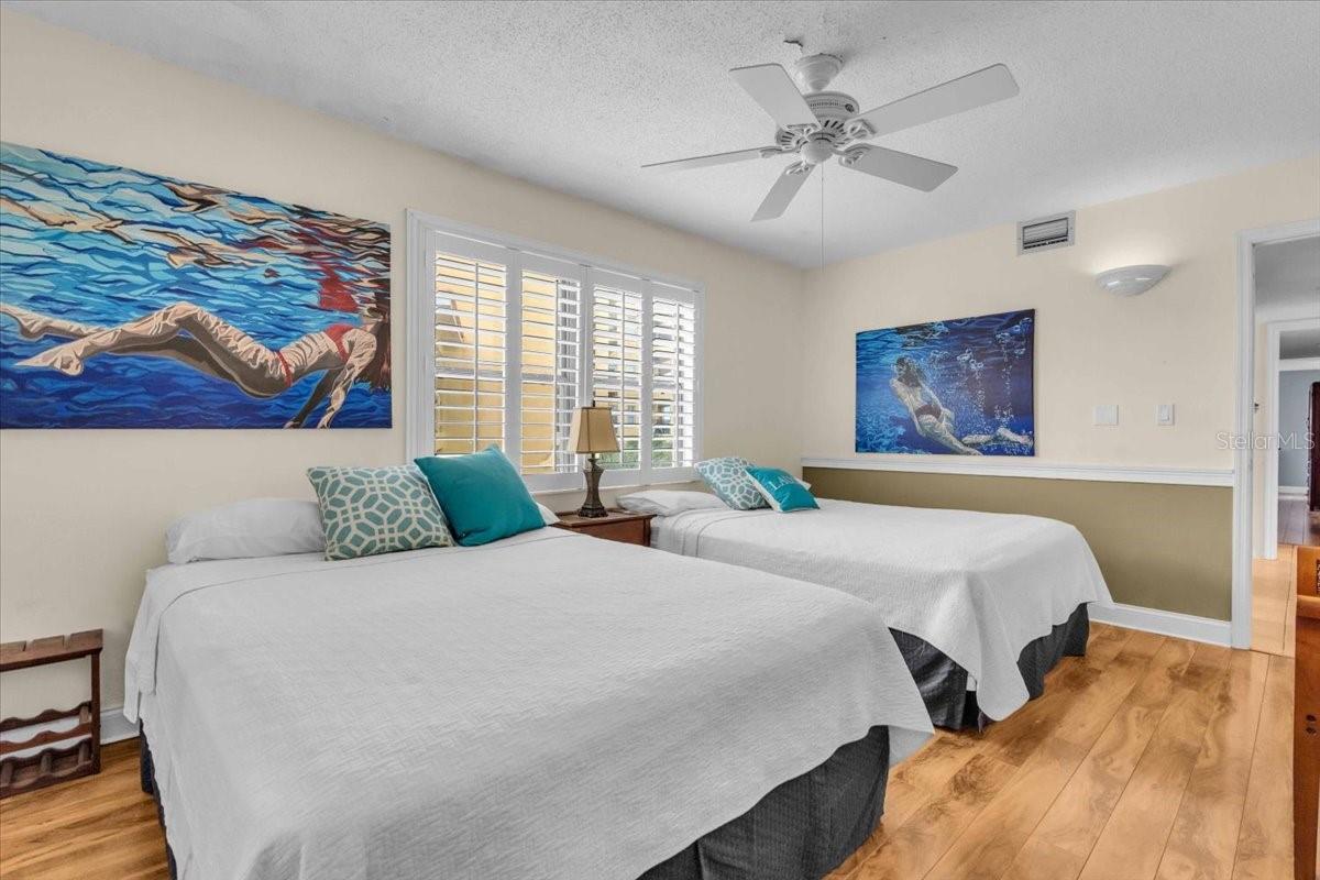 10301 GULF BLVD #302, TREASURE ISLAND, FL, 33706
