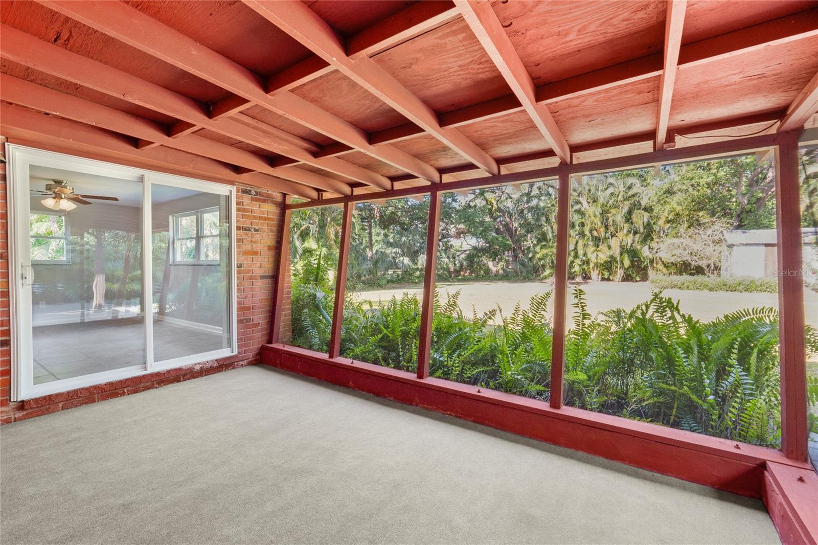 8136 HONEYBEE LN, TAMPA, FL, 33635