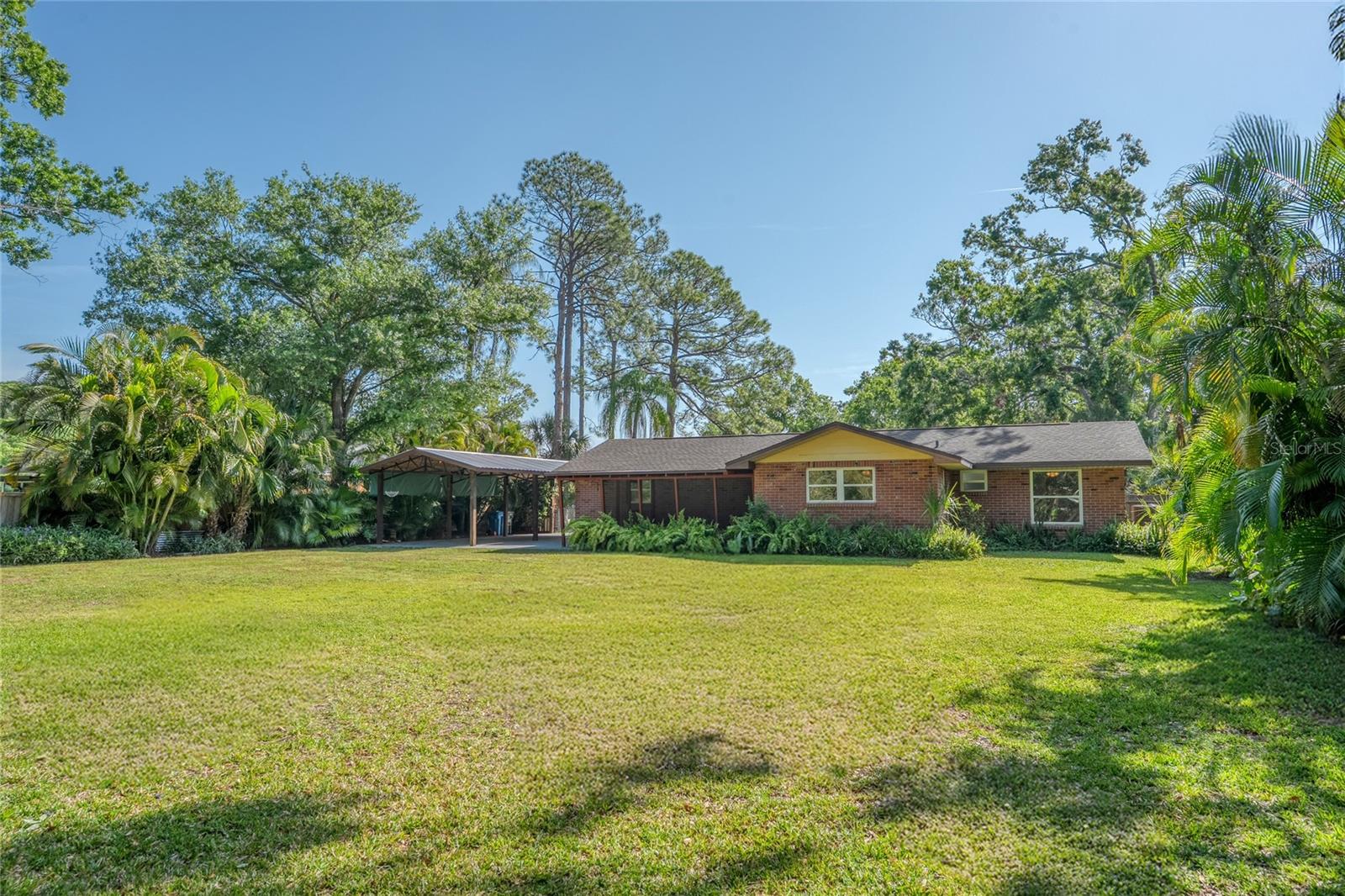 8136 HONEYBEE LN, TAMPA, FL, 33635
