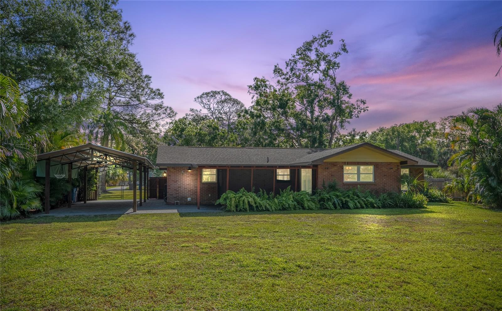 8136 HONEYBEE LN, TAMPA, FL, 33635
