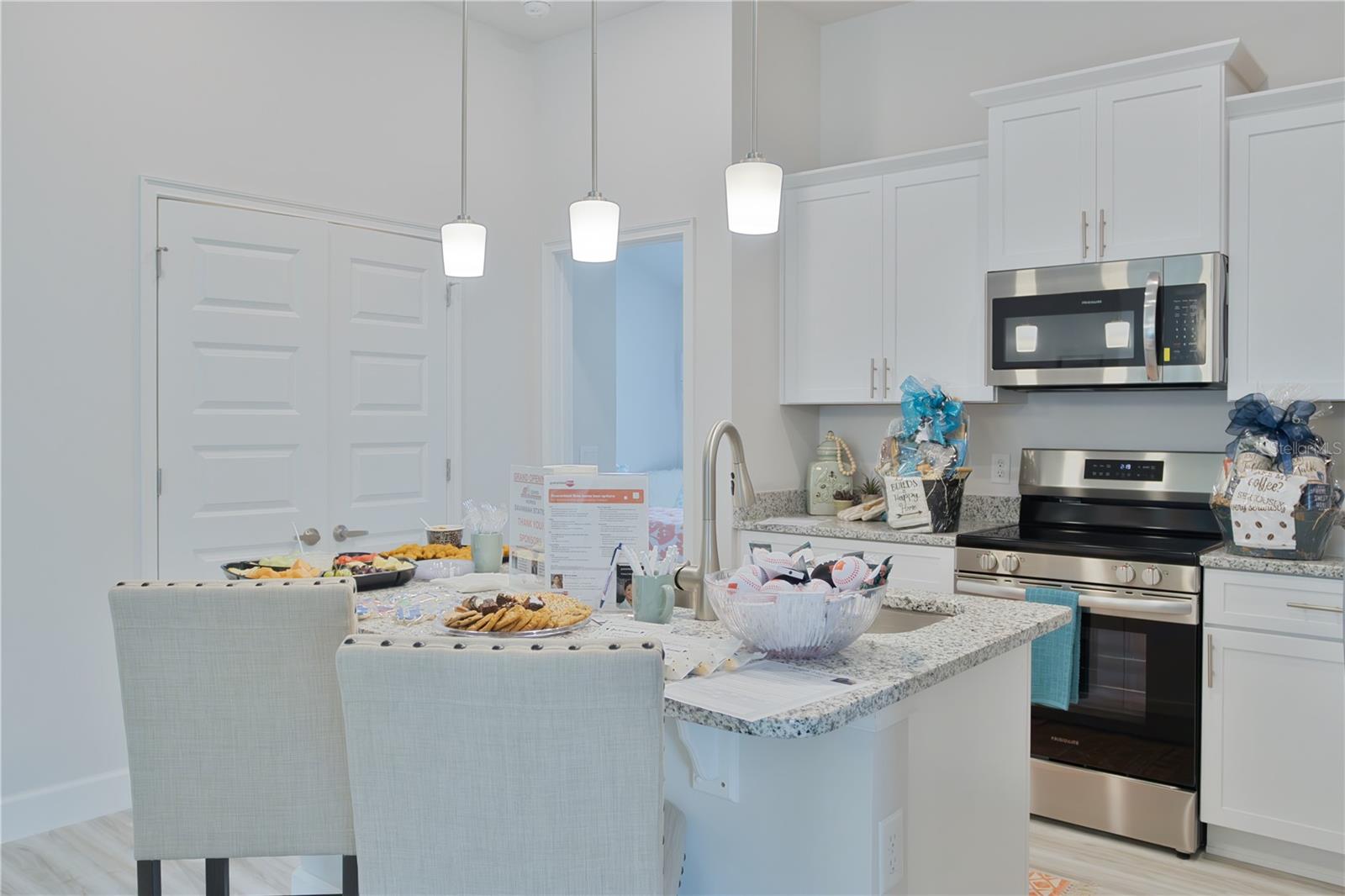 1948 N ROBERTS TRL, BELL, FL, 32619