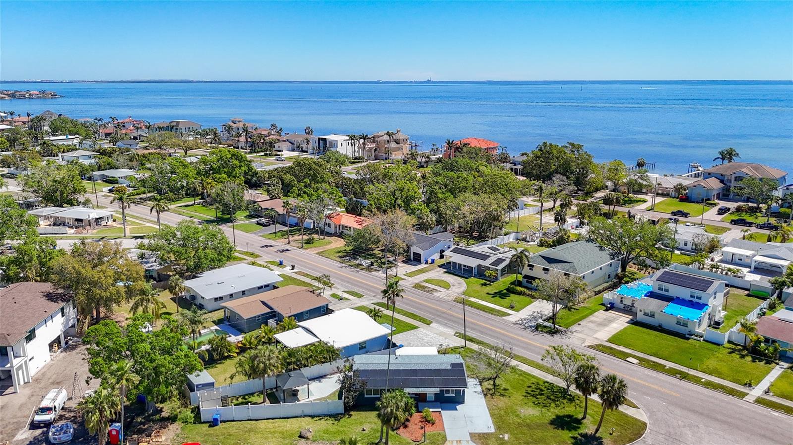 3711 HUNTINGTON ST NE, ST PETERSBURG, FL, 33703