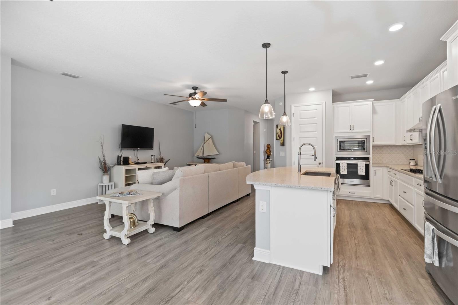 3926 SUNSHINE PINE AVE, BRADENTON, FL, 34203