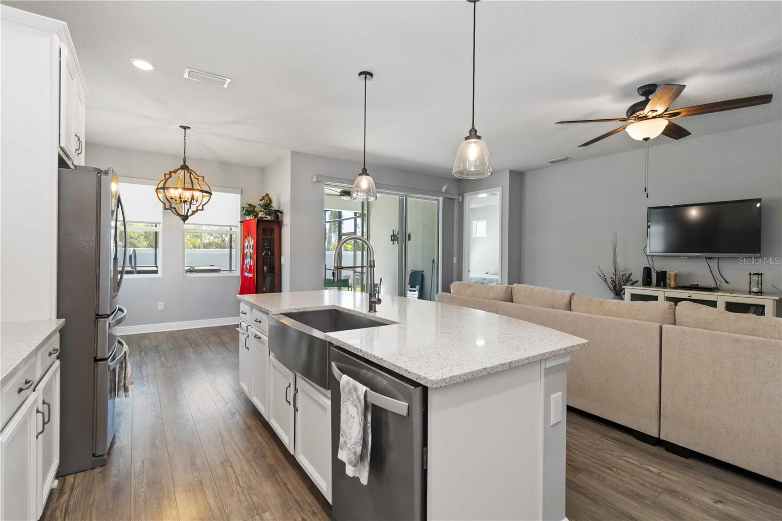 3926 SUNSHINE PINE AVE, BRADENTON, FL, 34203