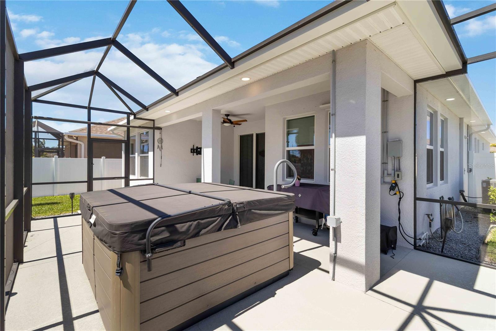3926 SUNSHINE PINE AVE, BRADENTON, FL, 34203
