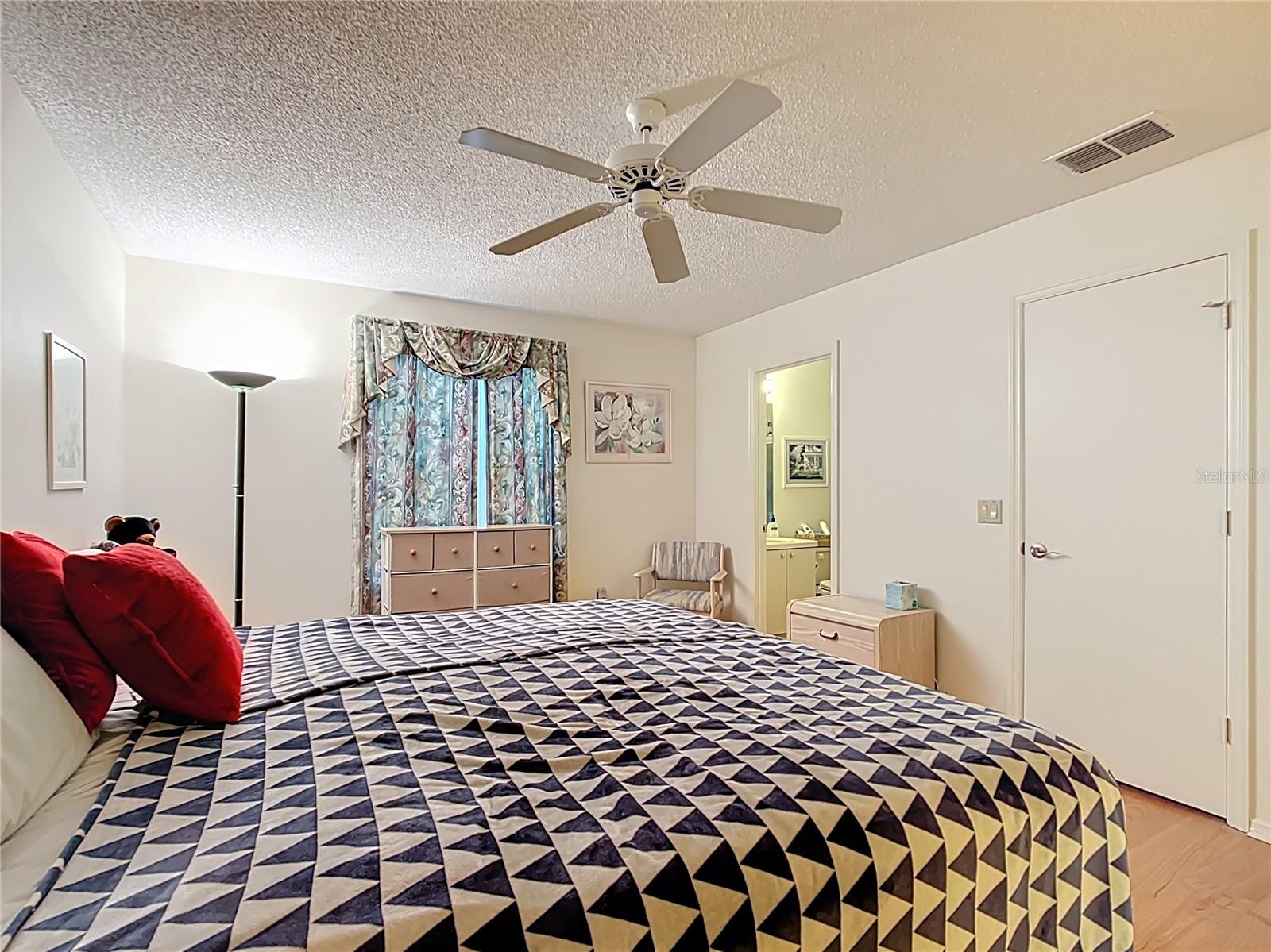 480 HILDALGO DR, THE VILLAGES, FL, 32159