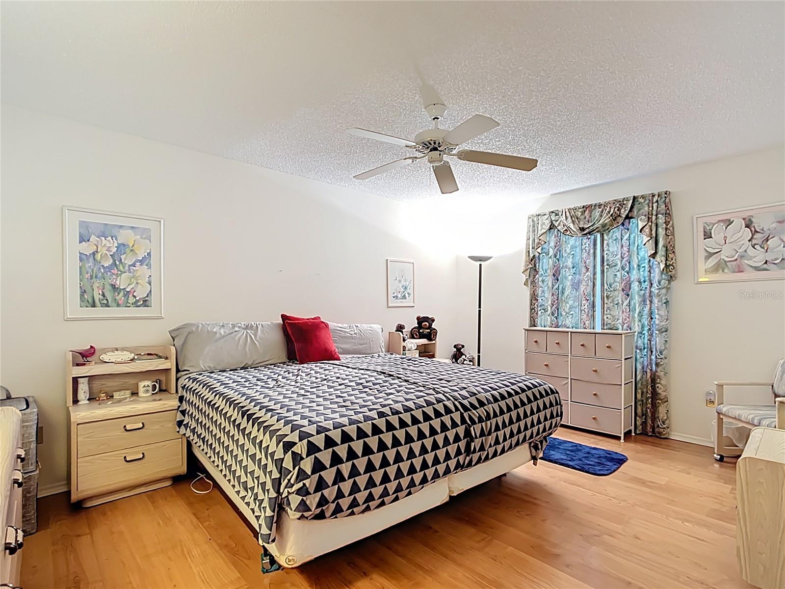 480 HILDALGO DR, THE VILLAGES, FL, 32159