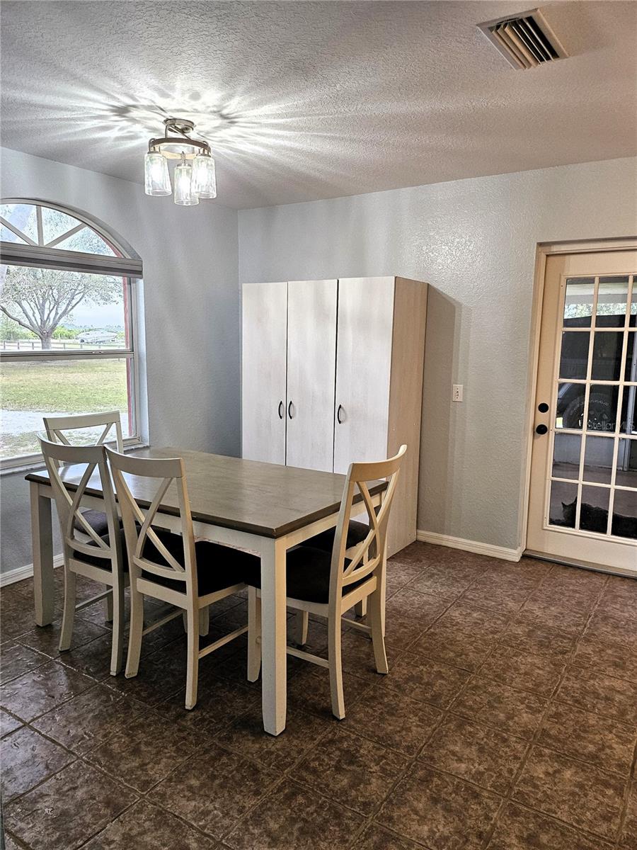3332 BEAR BAY RD, MYAKKA CITY, FL, 34251