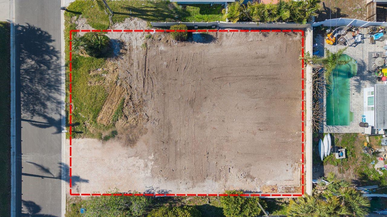 1020 CEDAR DR, BELLEAIR BEACH, FL, 33786