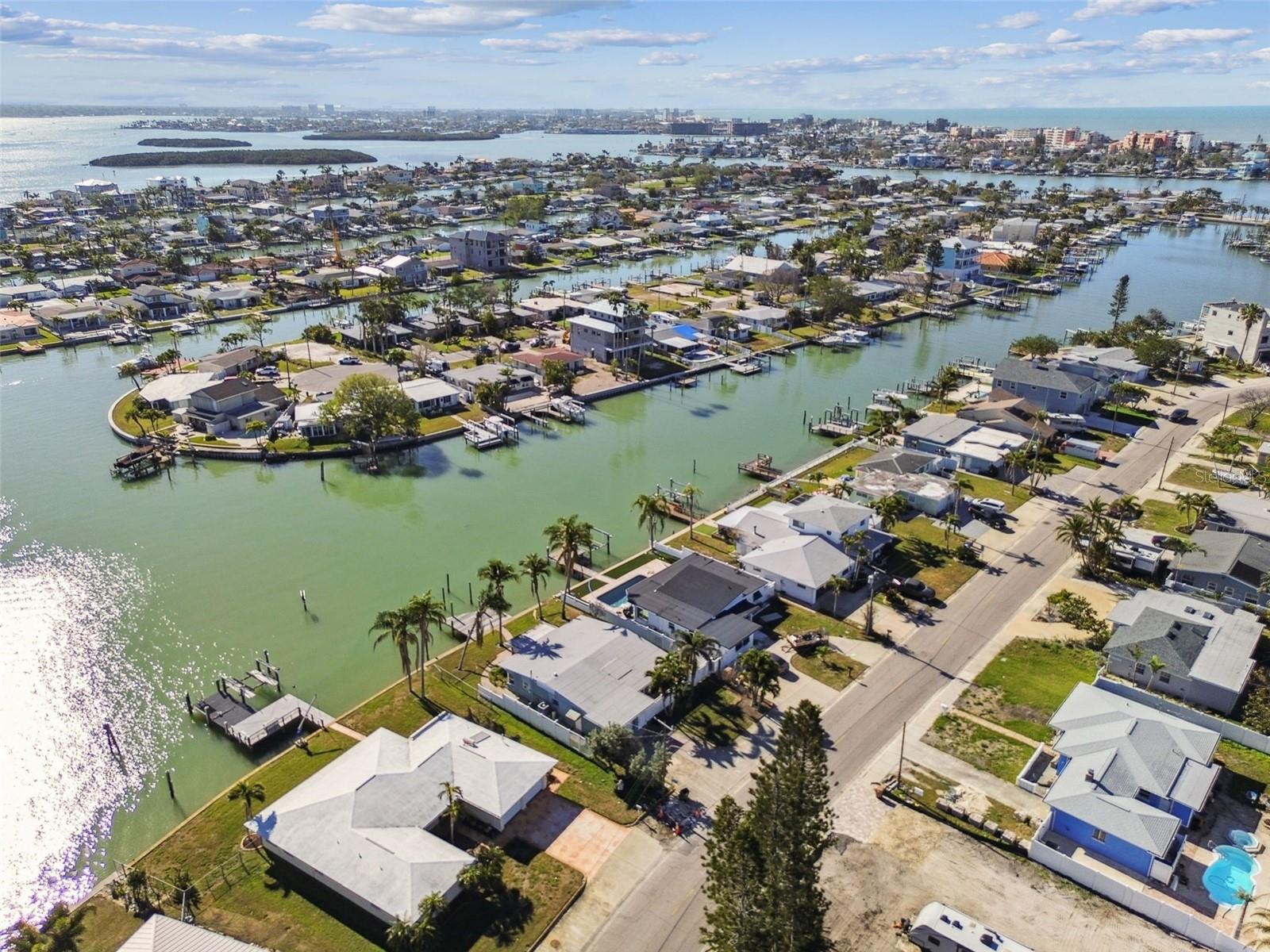 BAY POINT ESTATES 1ST ADD, MADEIRA BEACH, FL, 33708