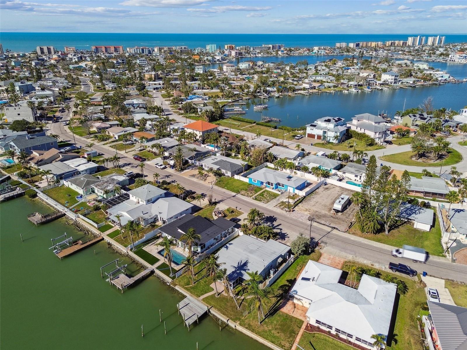 BAY POINT ESTATES 1ST ADD, MADEIRA BEACH, FL, 33708