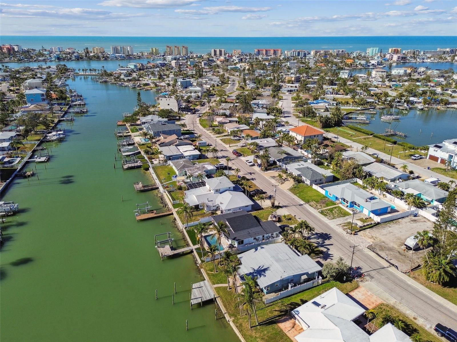 BAY POINT ESTATES 1ST ADD, MADEIRA BEACH, FL, 33708