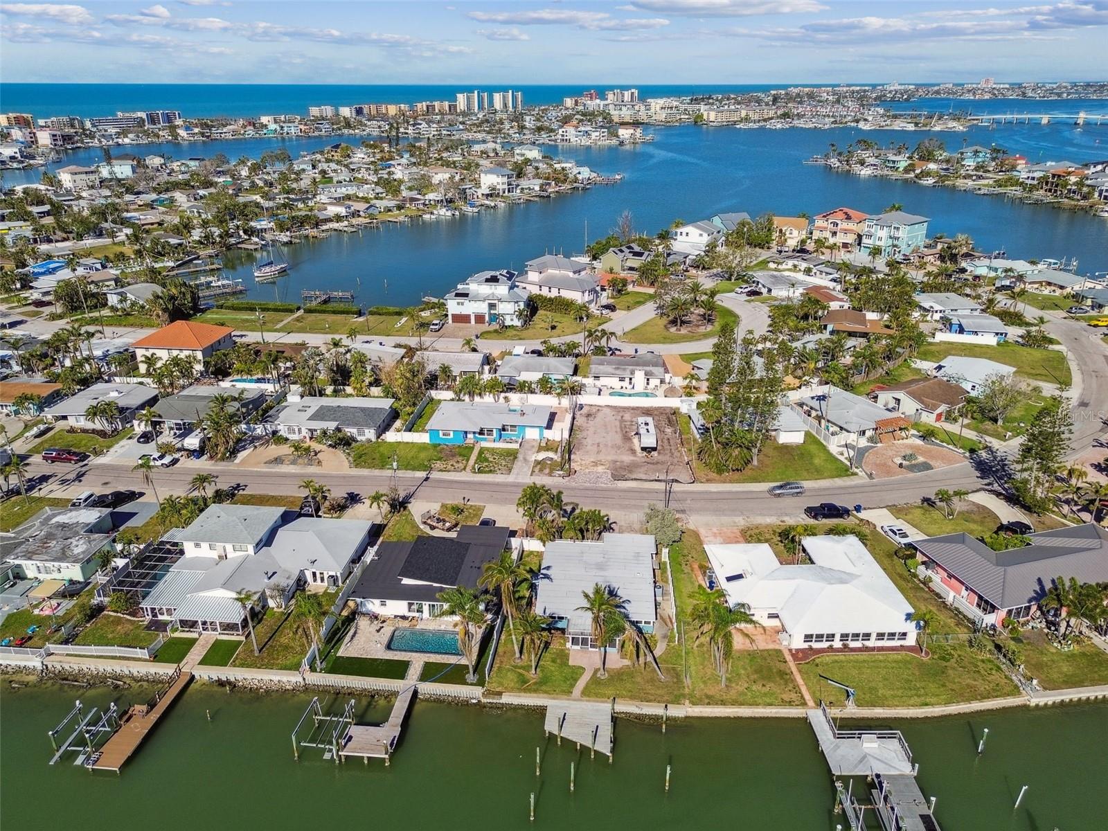 BAY POINT ESTATES 1ST ADD, MADEIRA BEACH, FL, 33708