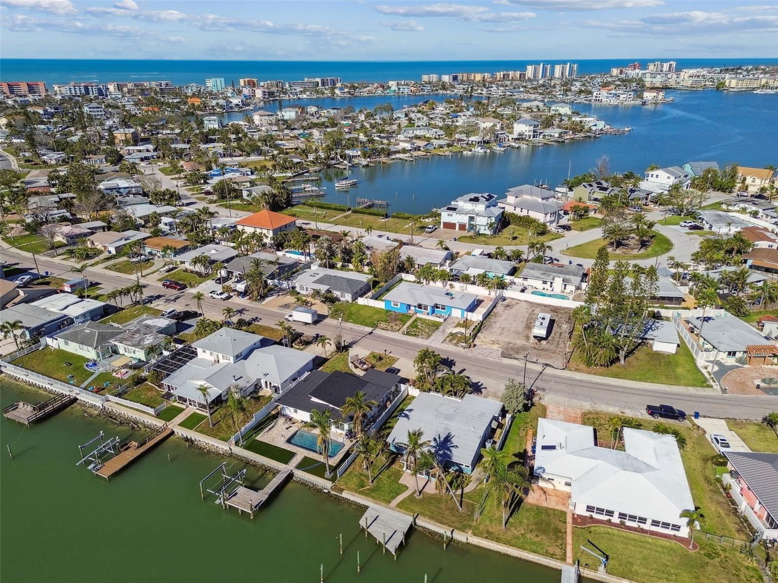 BAY POINT ESTATES 1ST ADD, MADEIRA BEACH, FL, 33708