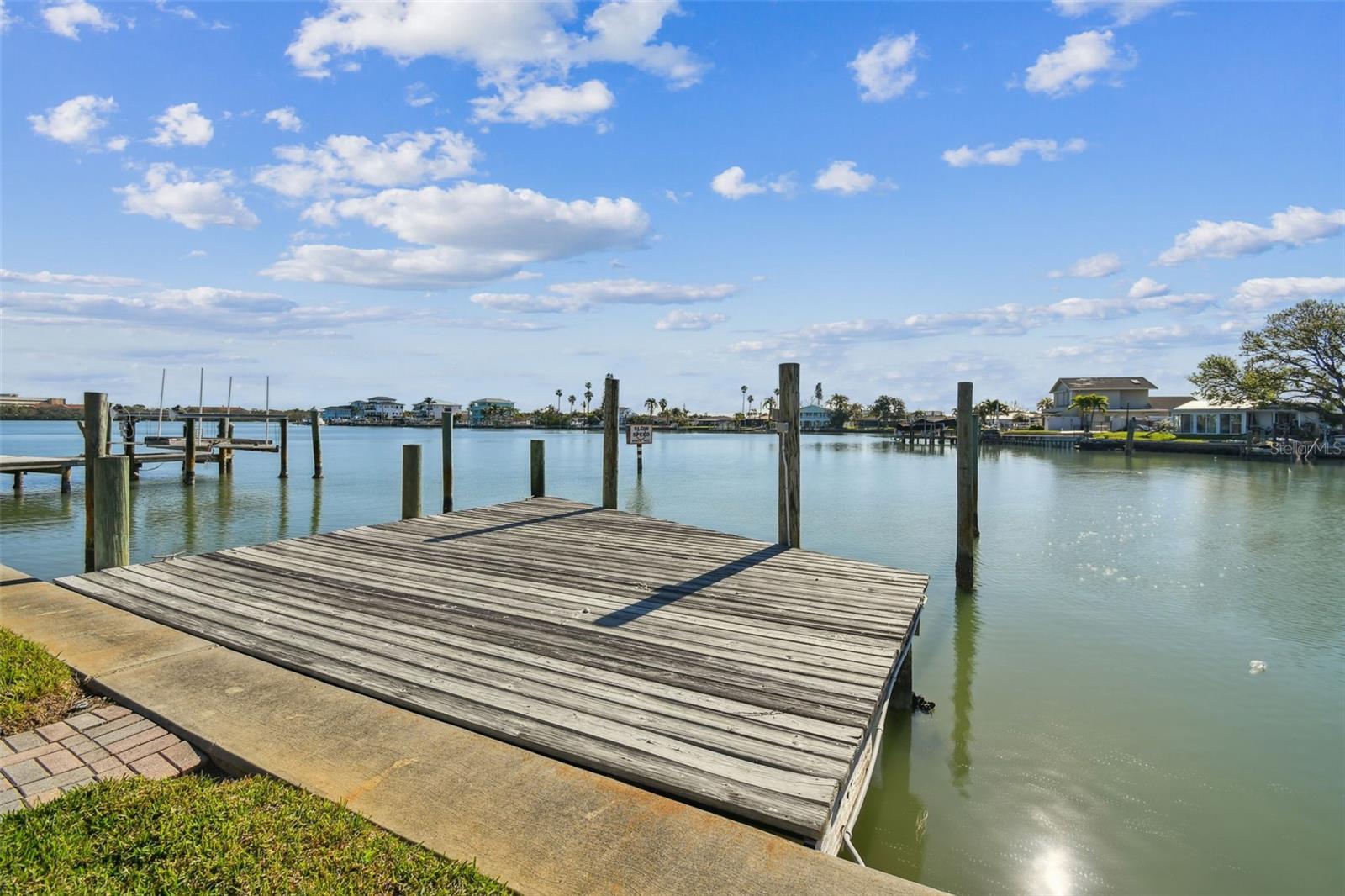 BAY POINT ESTATES 1ST ADD, MADEIRA BEACH, FL, 33708