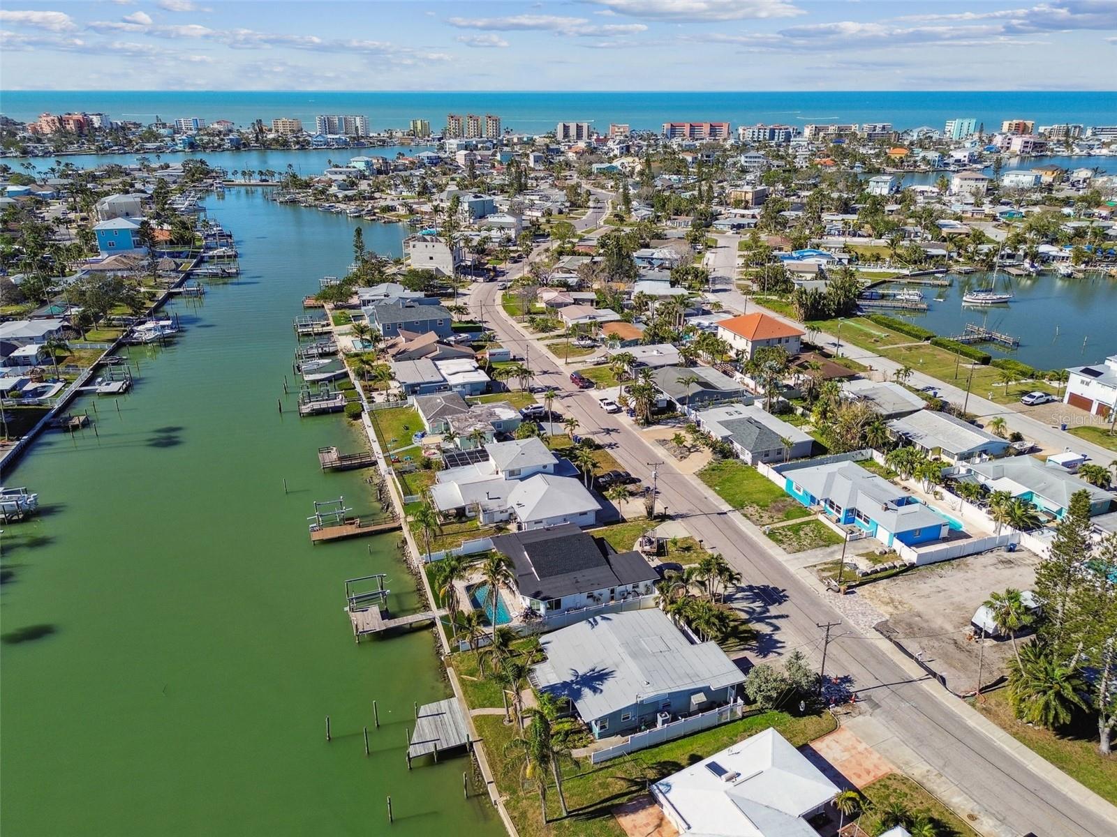 BAY POINT ESTATES 1ST ADD, MADEIRA BEACH, FL, 33708