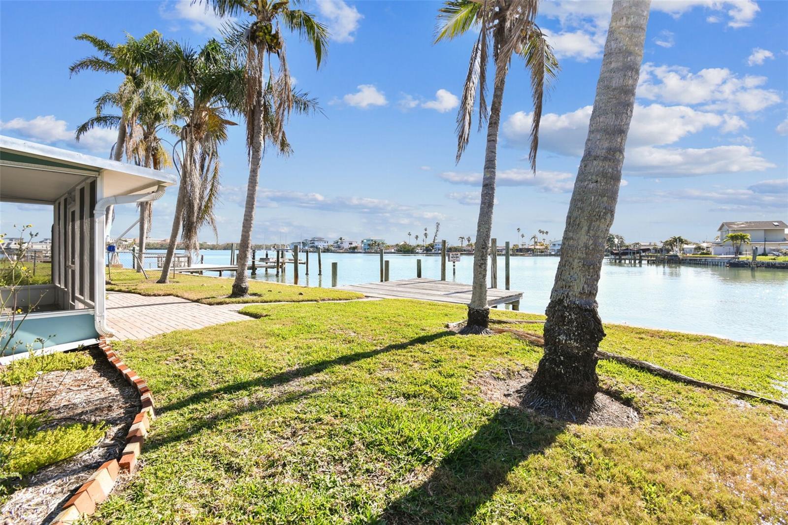 BAY POINT ESTATES 1ST ADD, MADEIRA BEACH, FL, 33708