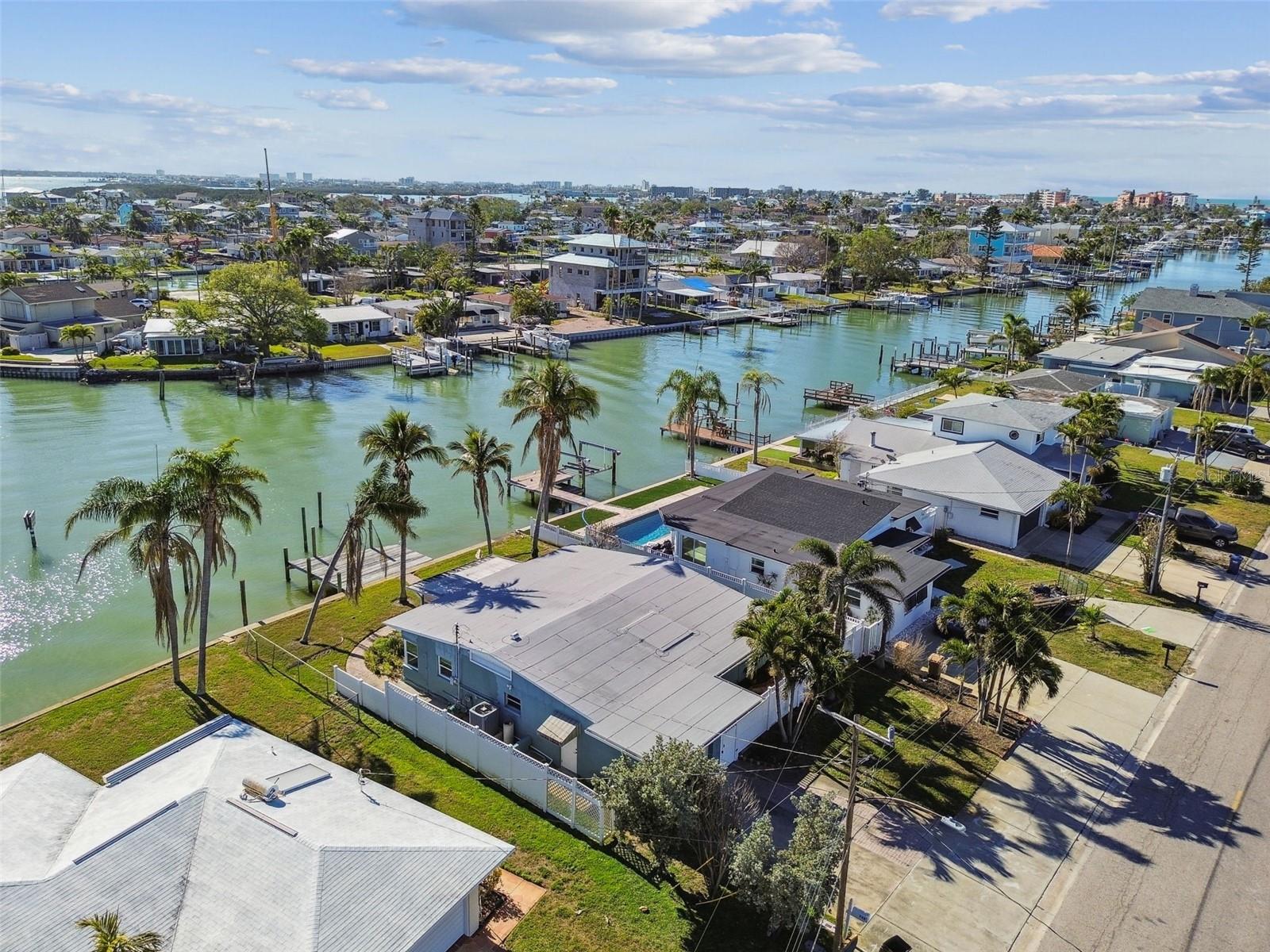 BAY POINT ESTATES 1ST ADD, MADEIRA BEACH, FL, 33708