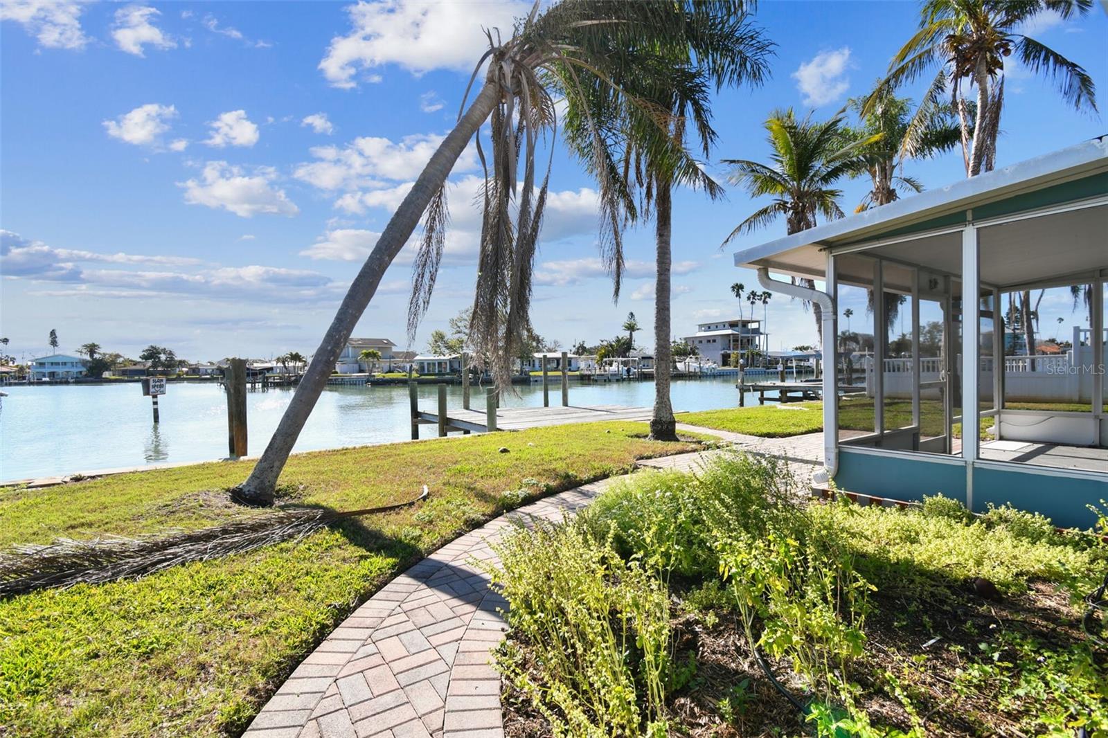 BAY POINT ESTATES 1ST ADD, MADEIRA BEACH, FL, 33708