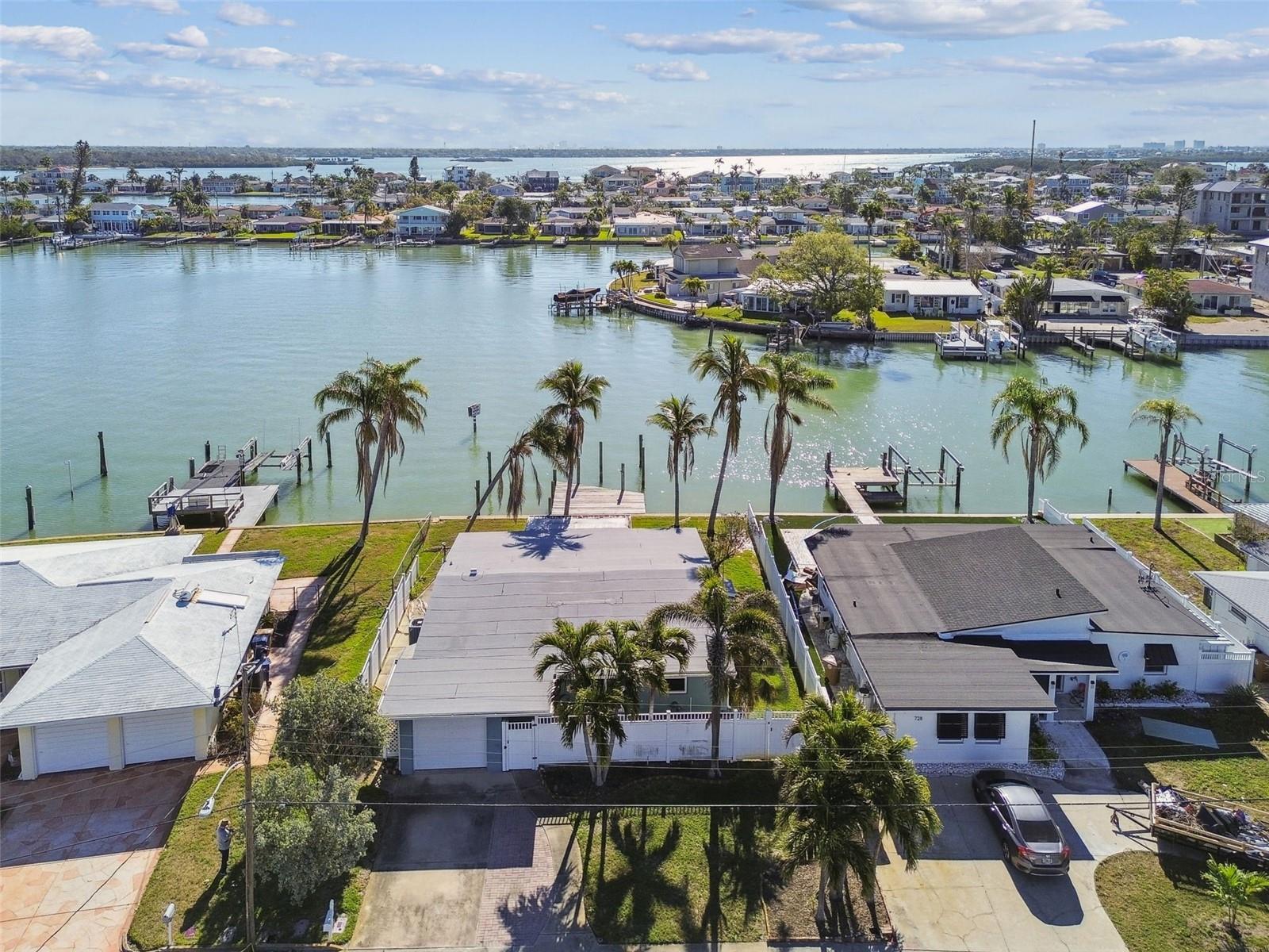 BAY POINT ESTATES 1ST ADD, MADEIRA BEACH, FL, 33708