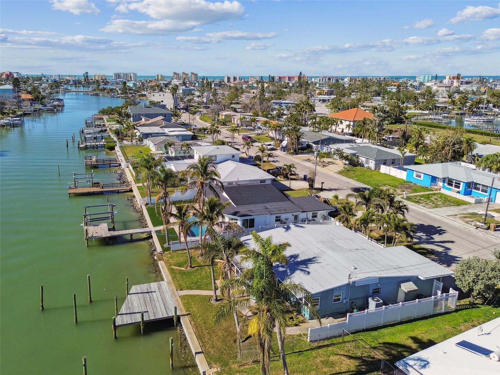 BAY POINT ESTATES 1ST ADD, MADEIRA BEACH, FL, 33708