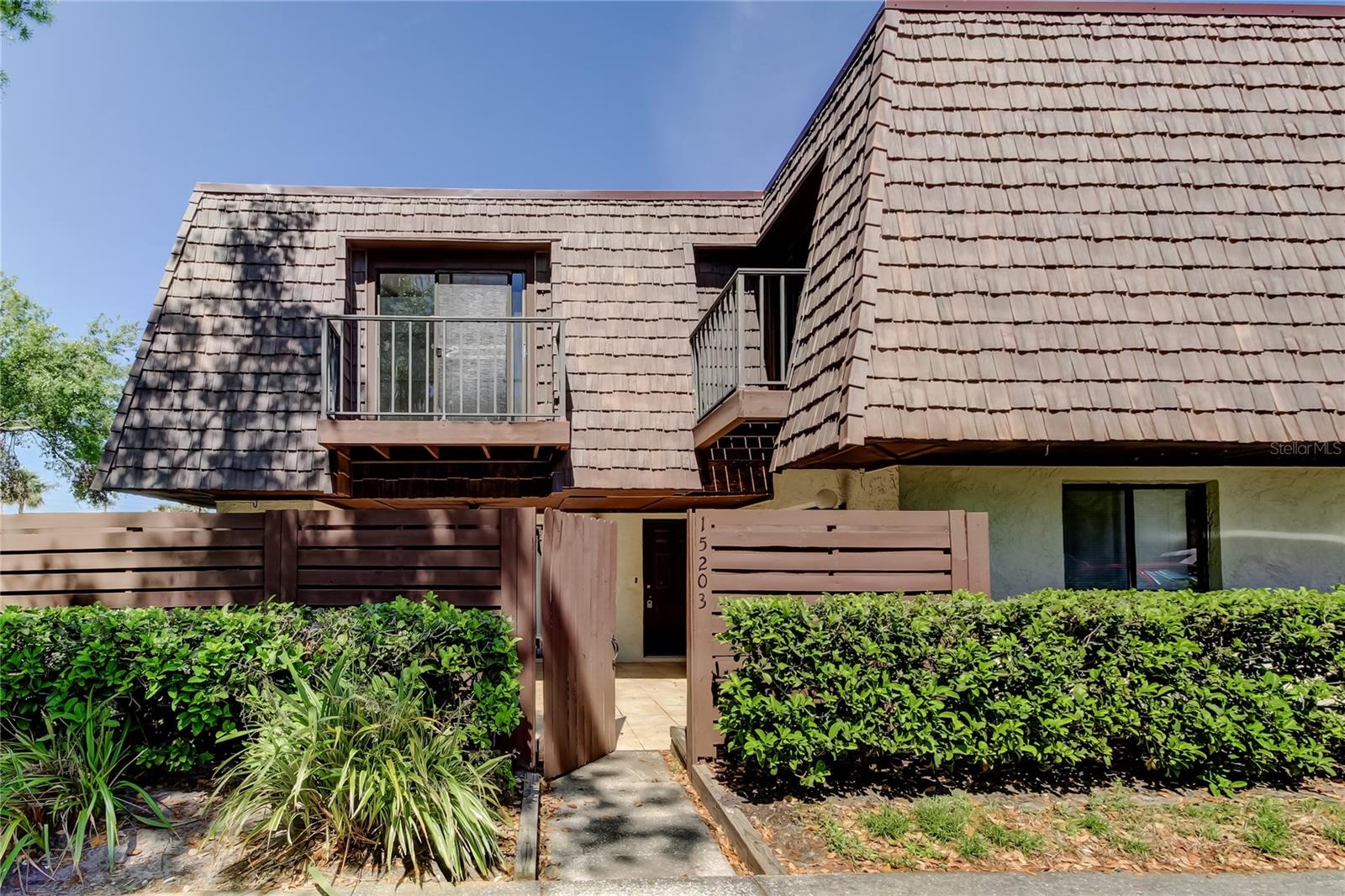 15203 W POND WOODS DR, TAMPA, FL, 33618