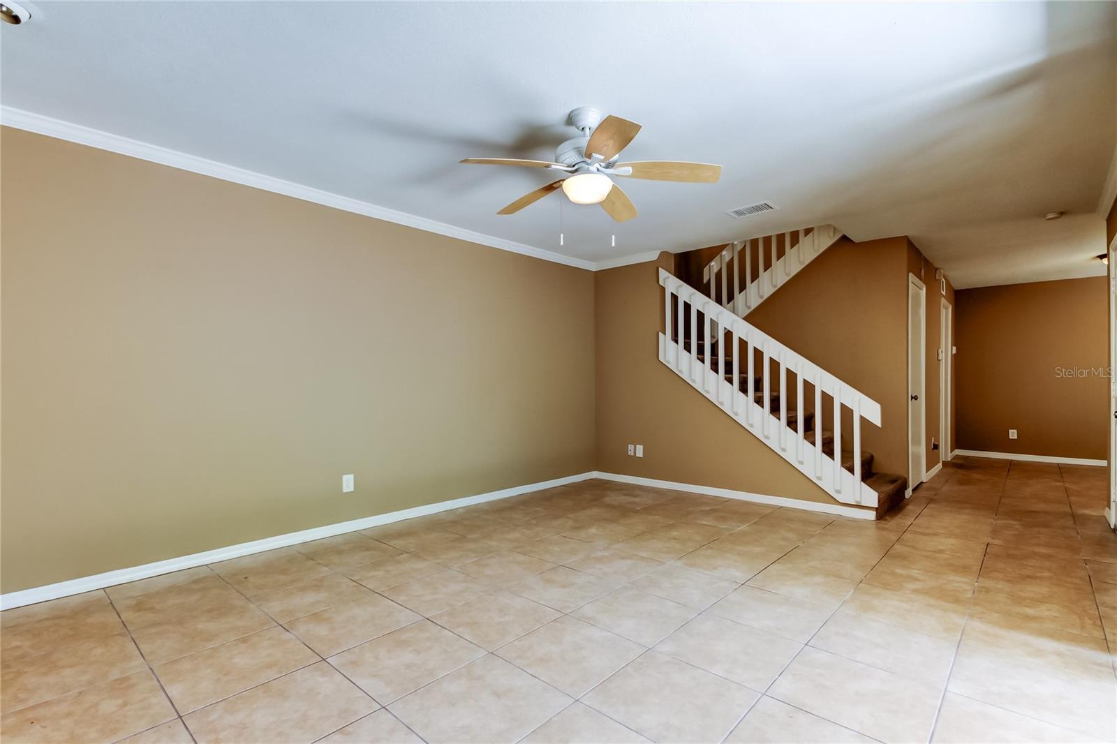 15203 W POND WOODS DR, TAMPA, FL, 33618