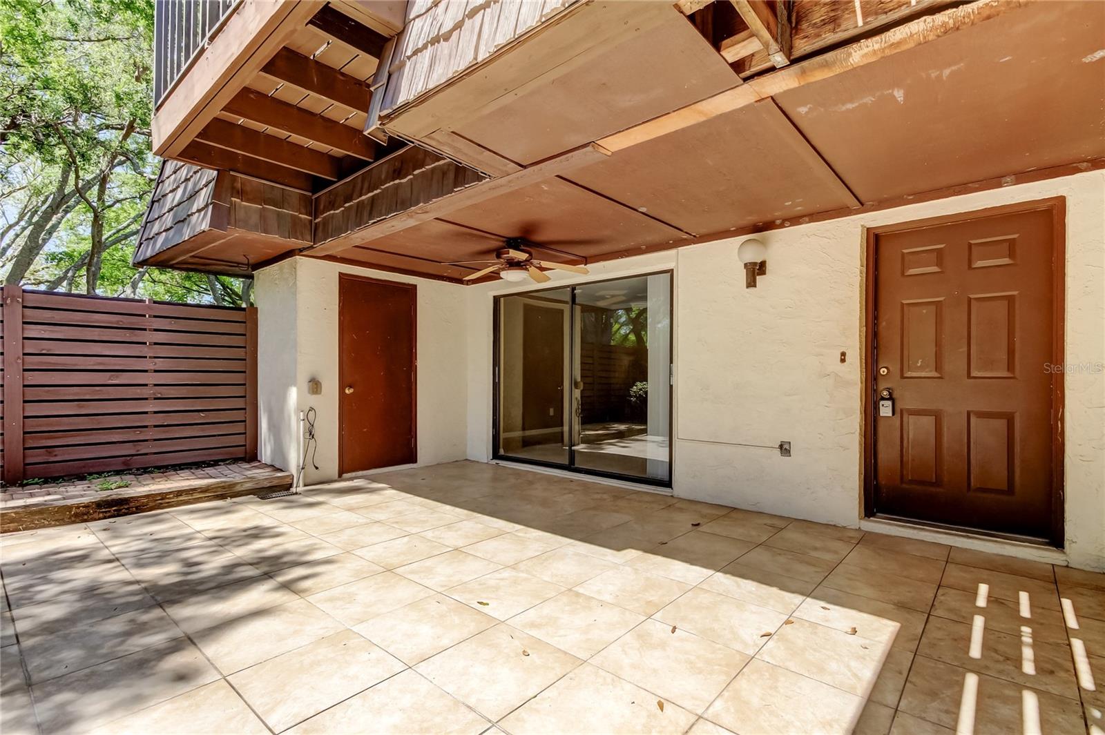 15203 W POND WOODS DR, TAMPA, FL, 33618
