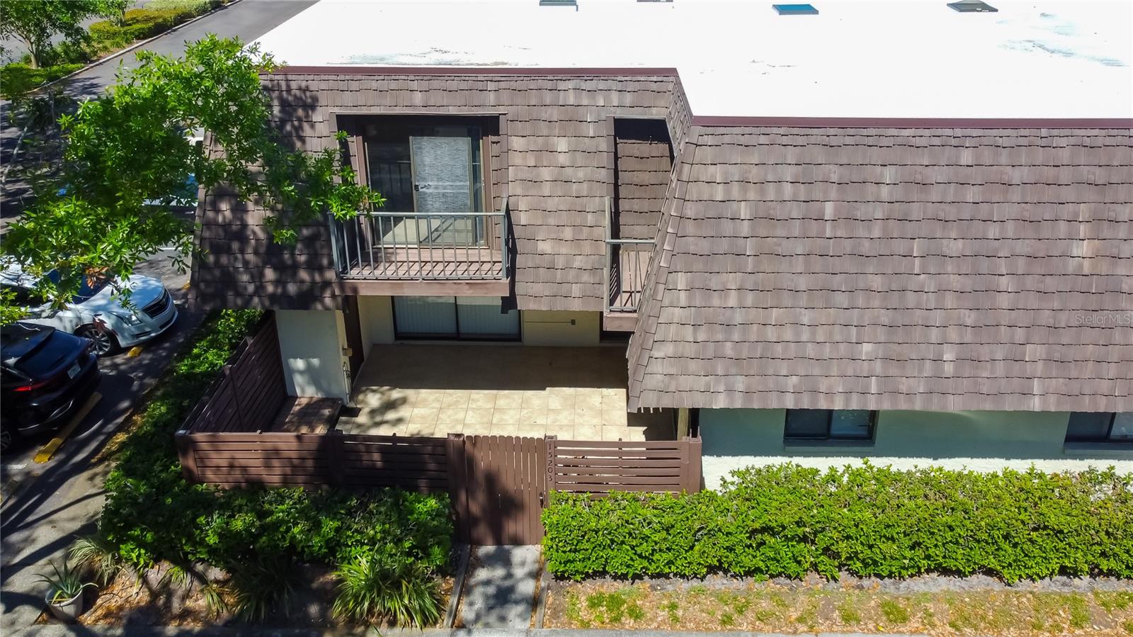 15203 W POND WOODS DR, TAMPA, FL, 33618