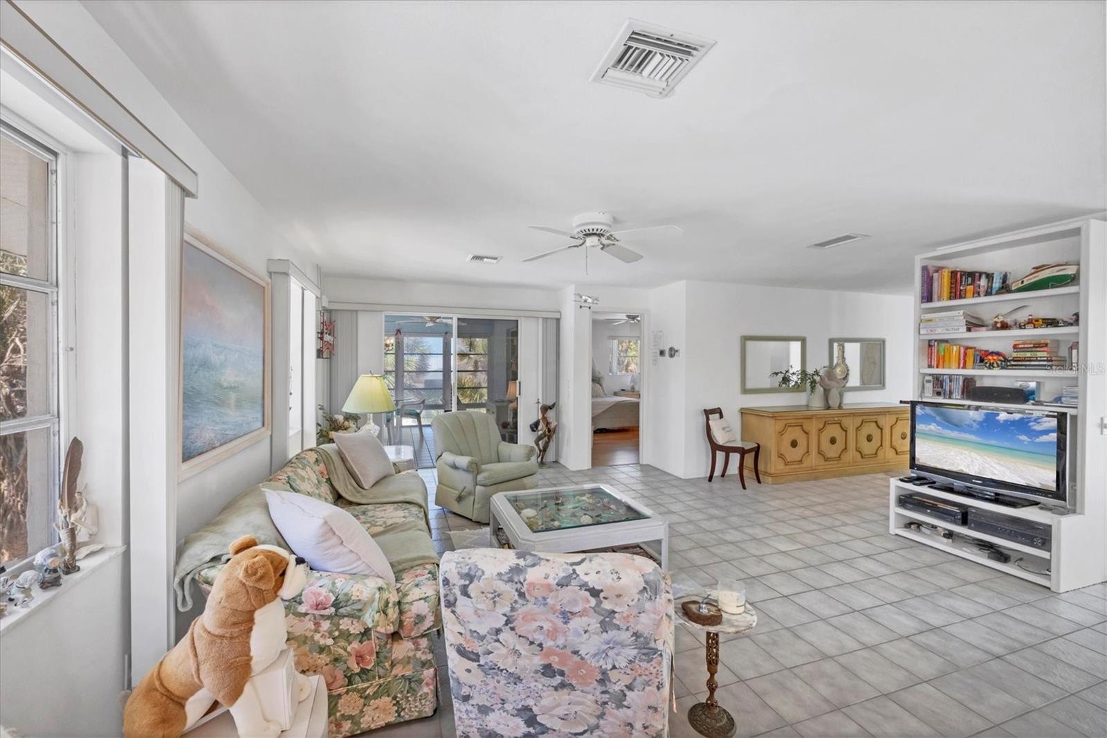 3030 N BEACH RD #B, ENGLEWOOD, FL, 34223