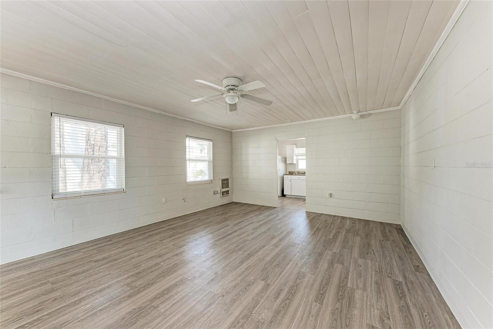 420 ARMADA RD S, VENICE, FL, 34285