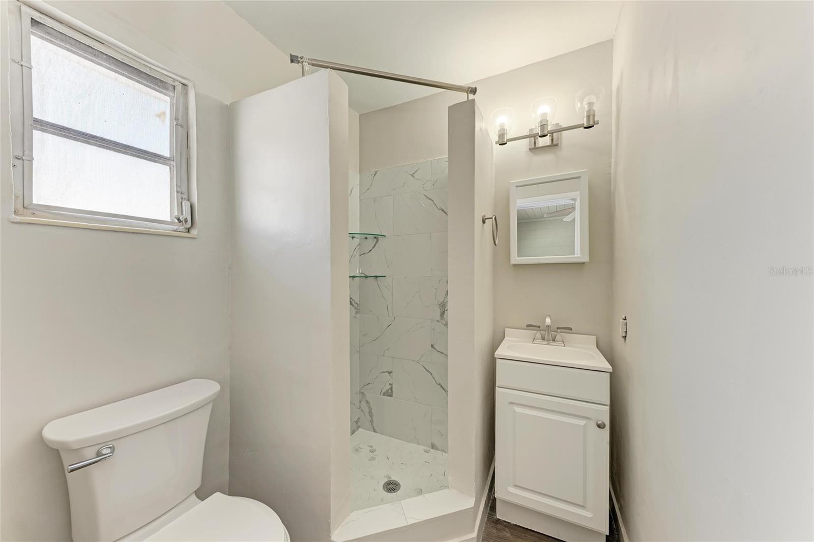 420 ARMADA RD S, VENICE, FL, 34285