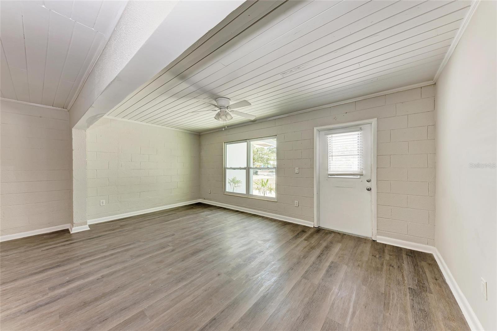 420 ARMADA RD S, VENICE, FL, 34285