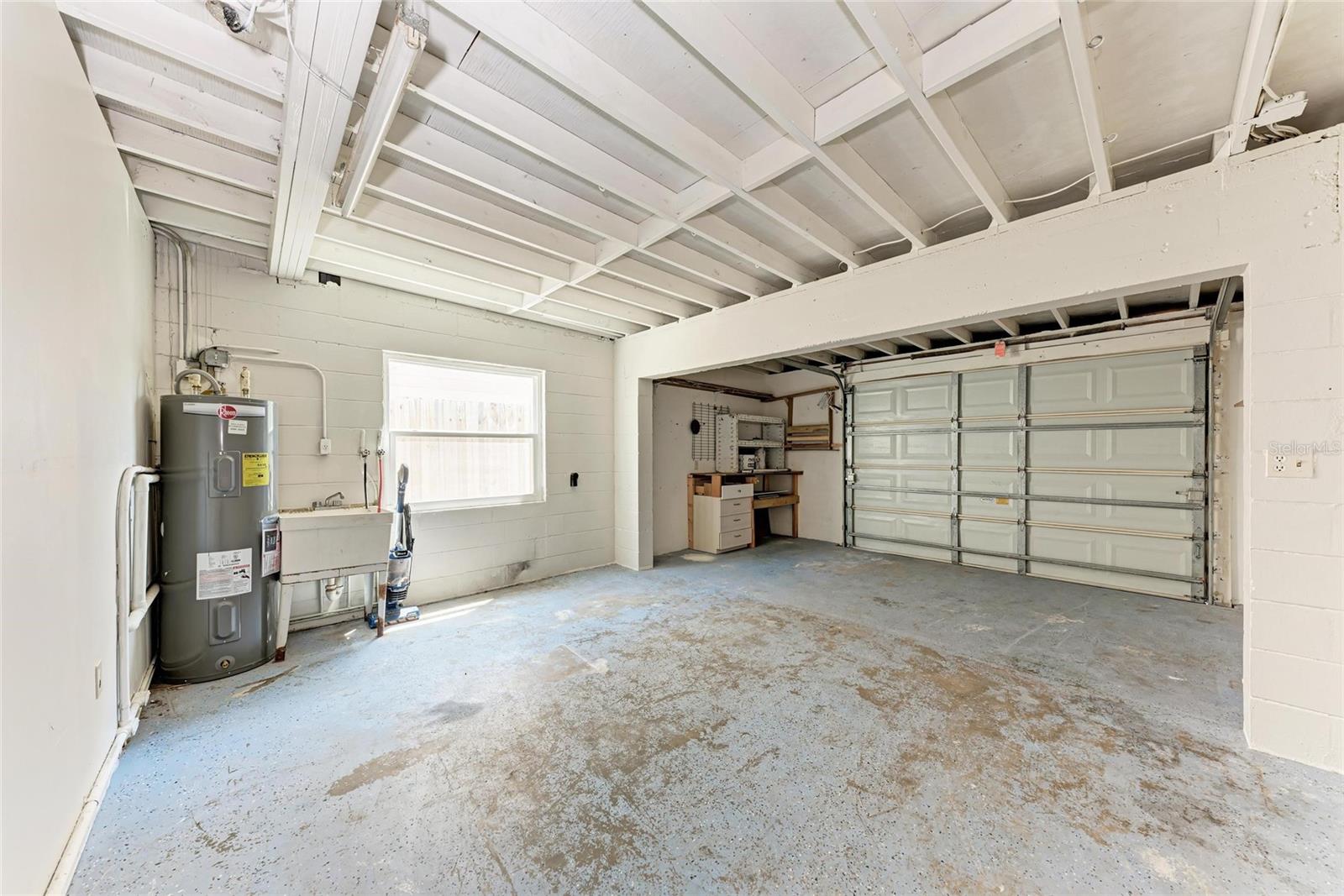 420 ARMADA RD S, VENICE, FL, 34285