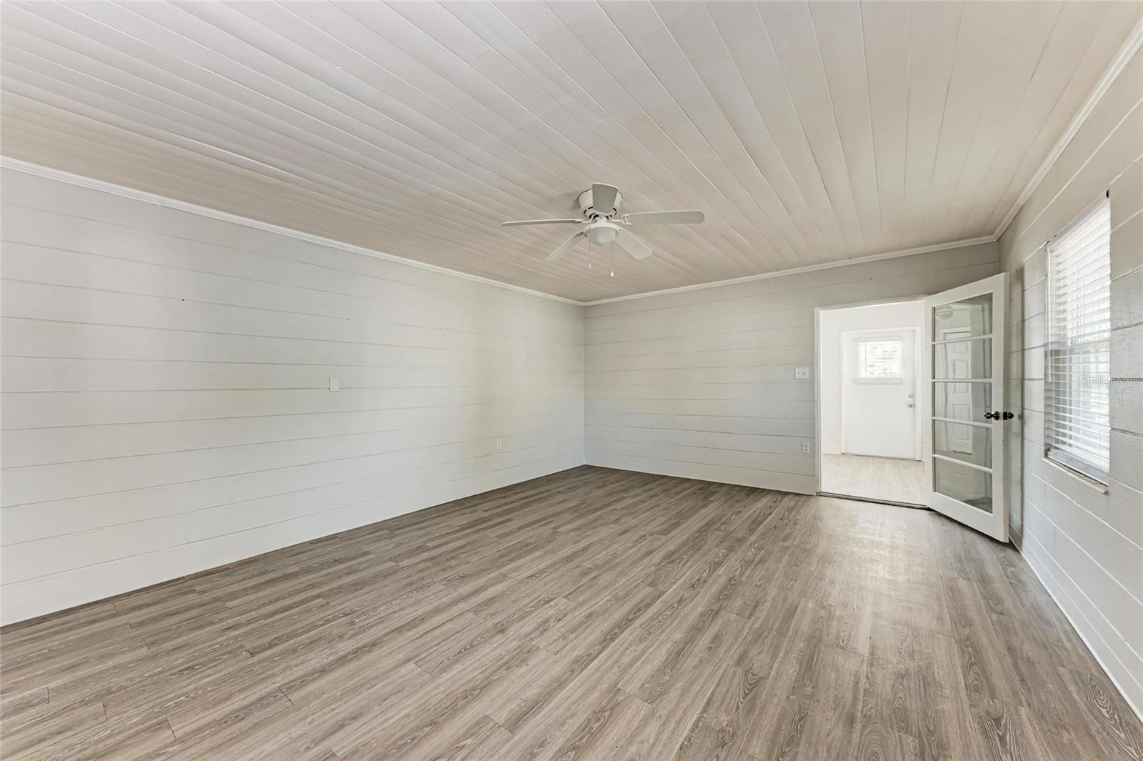 420 ARMADA RD S, VENICE, FL, 34285