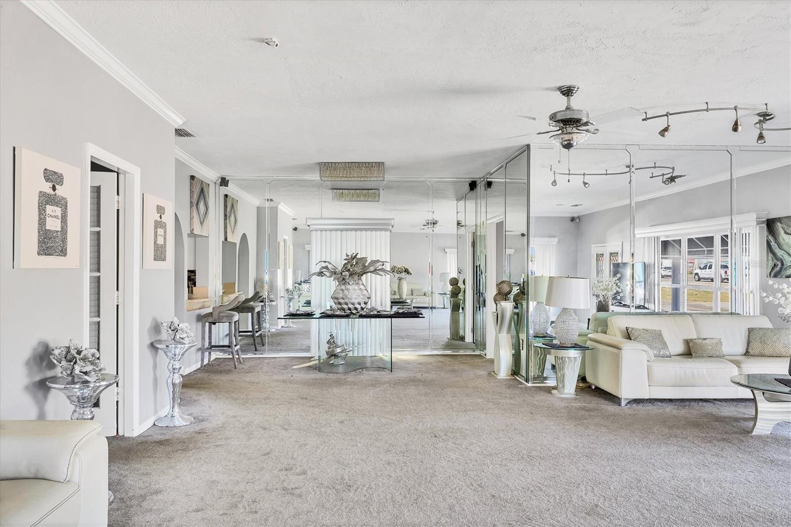 101 S TAMIAMI TRL S, NOKOMIS, FL, 34275