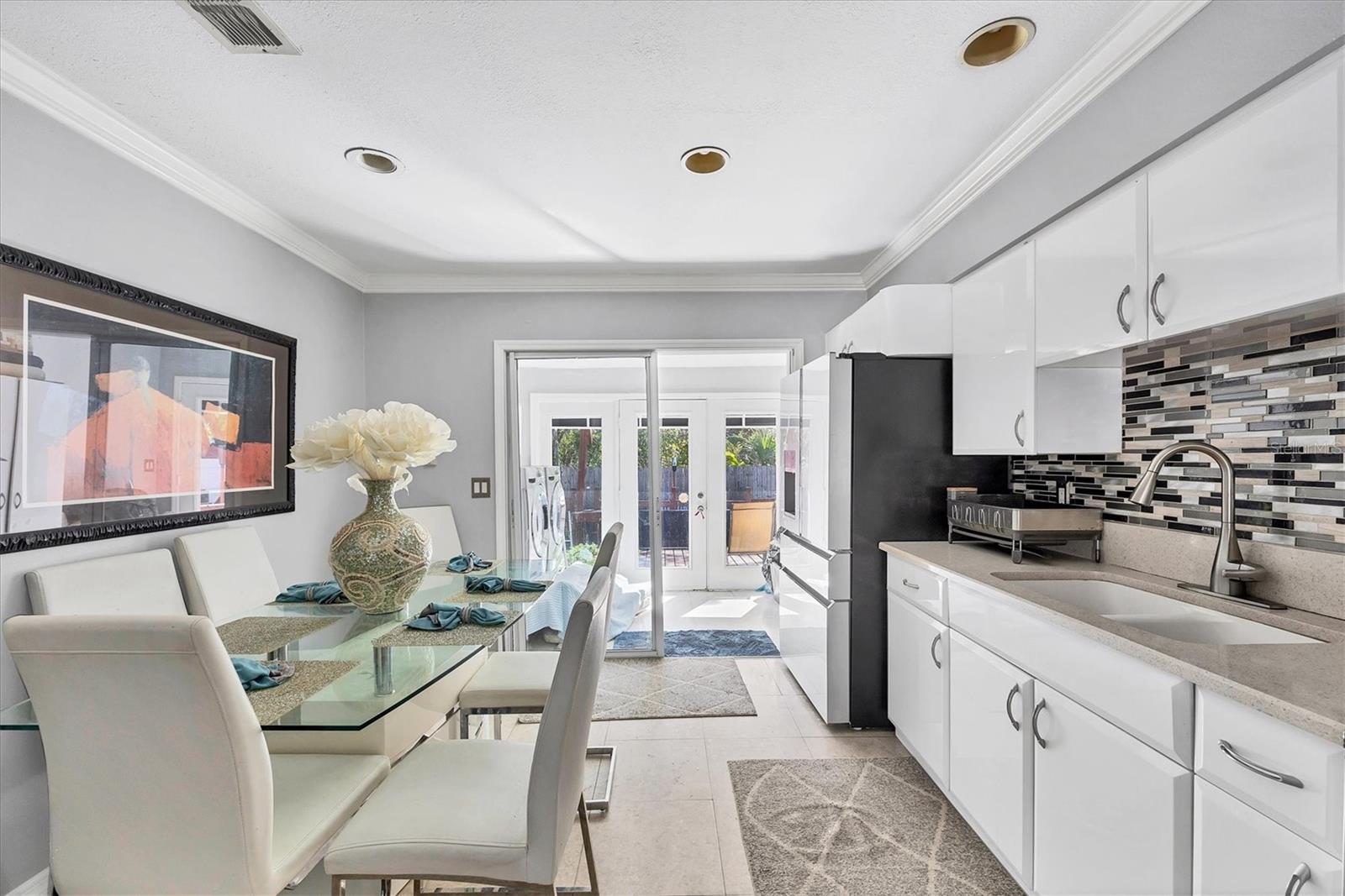 101 S TAMIAMI TRL S, NOKOMIS, FL, 34275