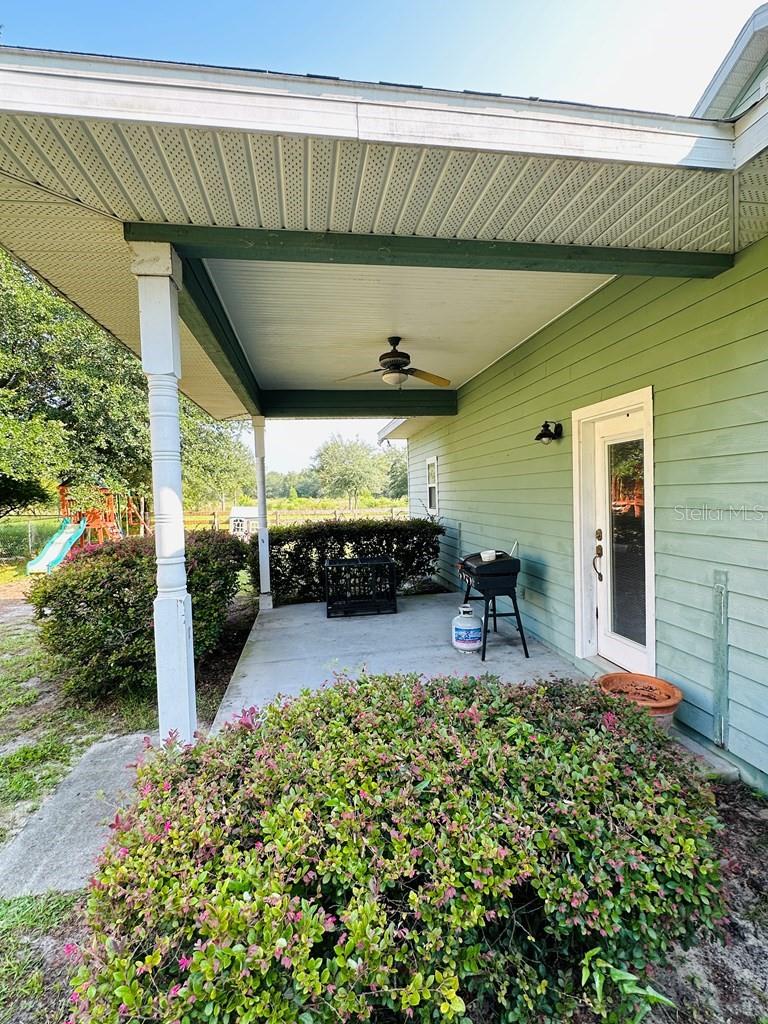 3600 FREDERICK AVE, BELL, FL, 32619