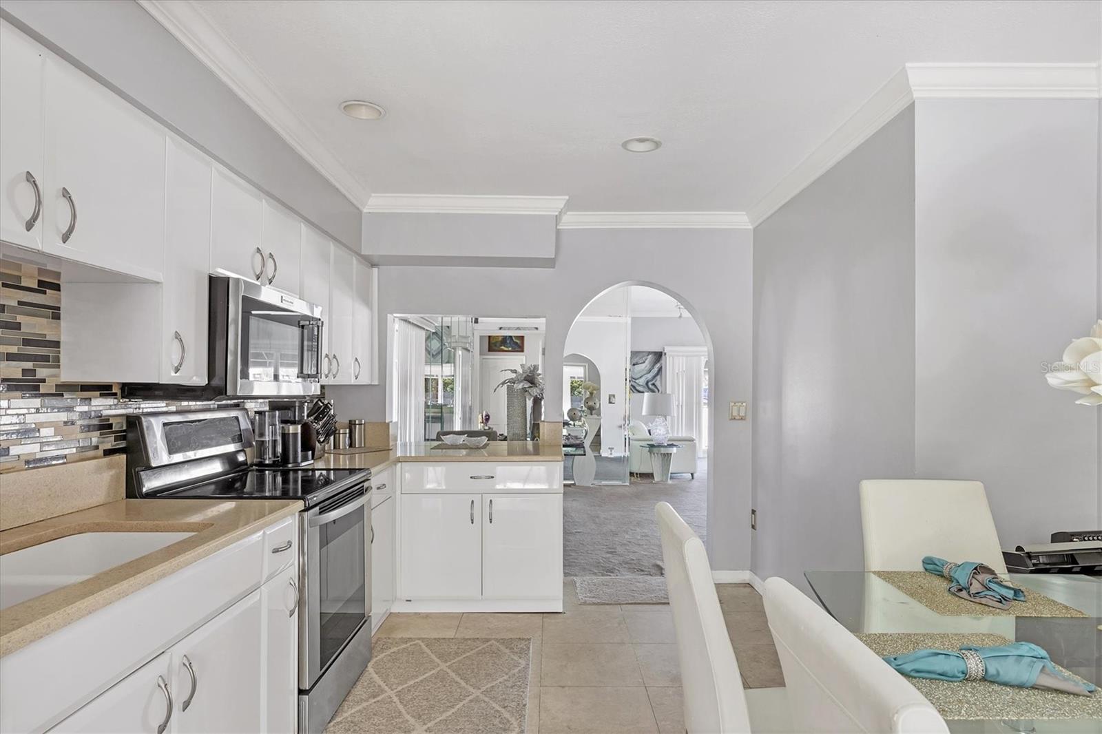 109 TAMIAMI TRL S, NOKOMIS, FL, 34275