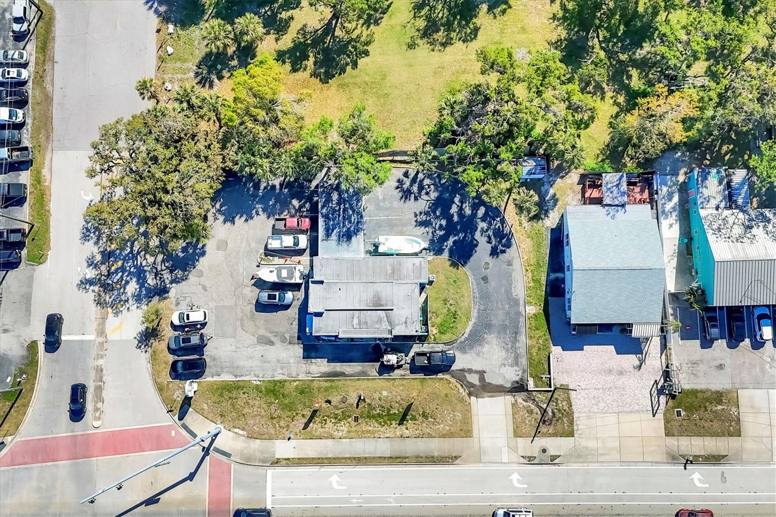 109 TAMIAMI TRL S, NOKOMIS, FL, 34275