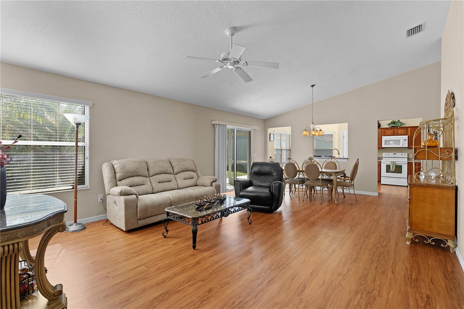 2186 QUINN LN, THE VILLAGES, FL, 32162