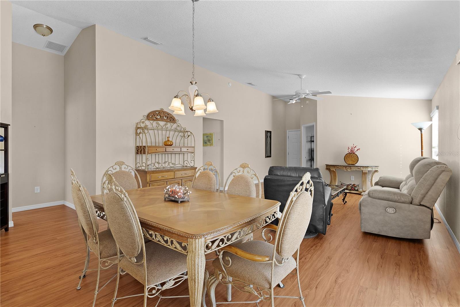 2186 QUINN LN, THE VILLAGES, FL, 32162