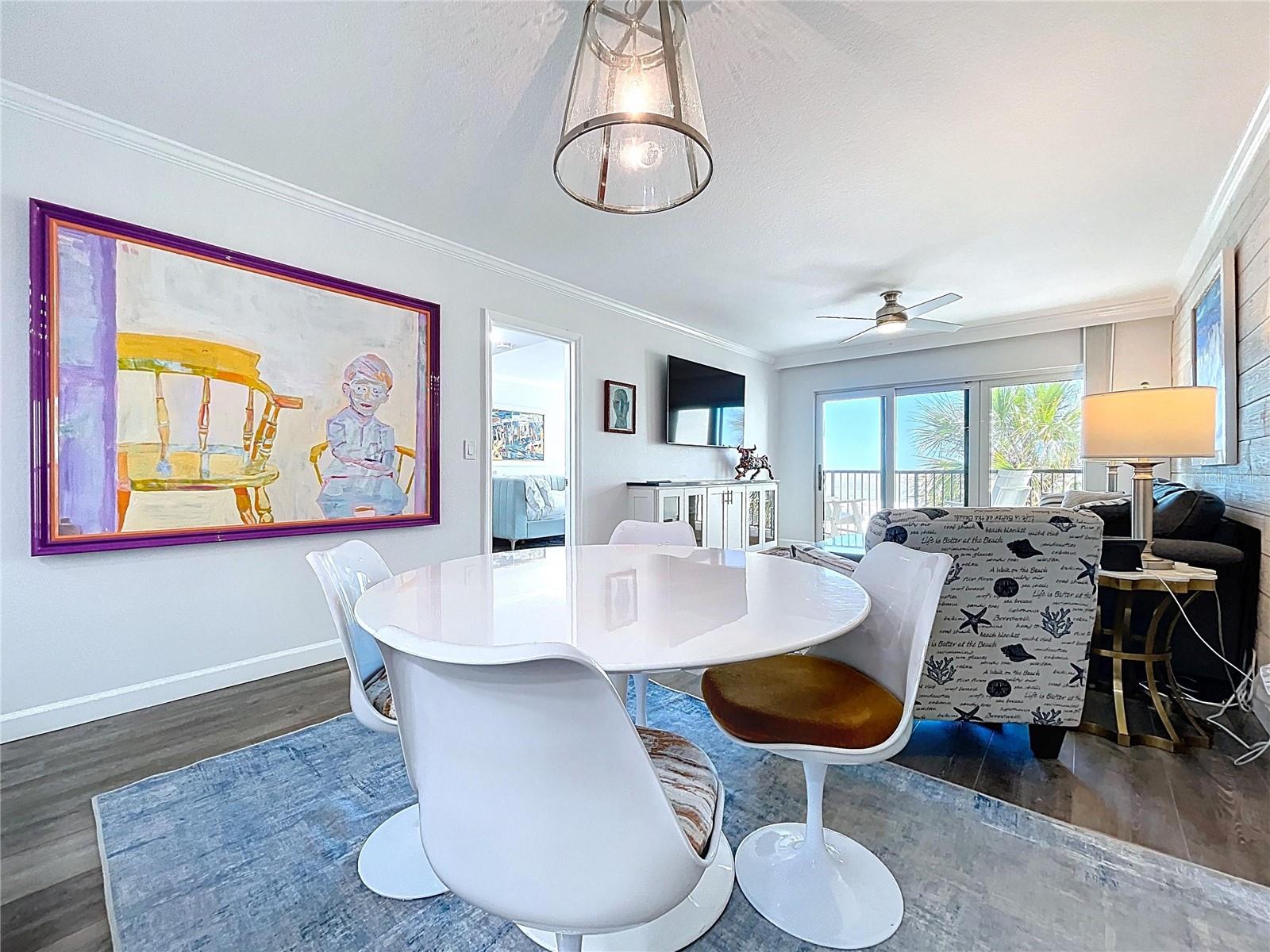 7564 BAYSHORE DR #302, TREASURE ISLAND, FL, 33706
